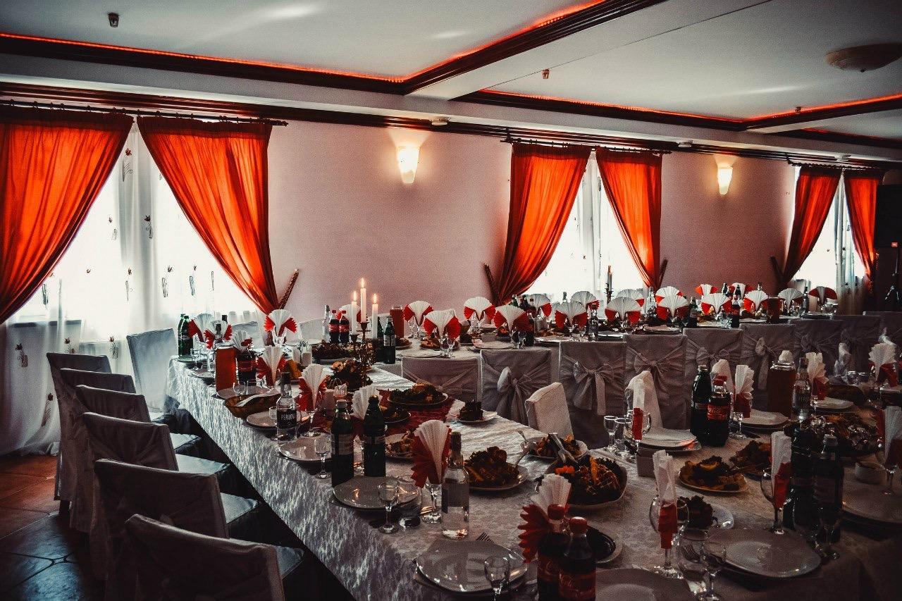 Hotel Tri Dorogi Lvov Exteriér fotografie