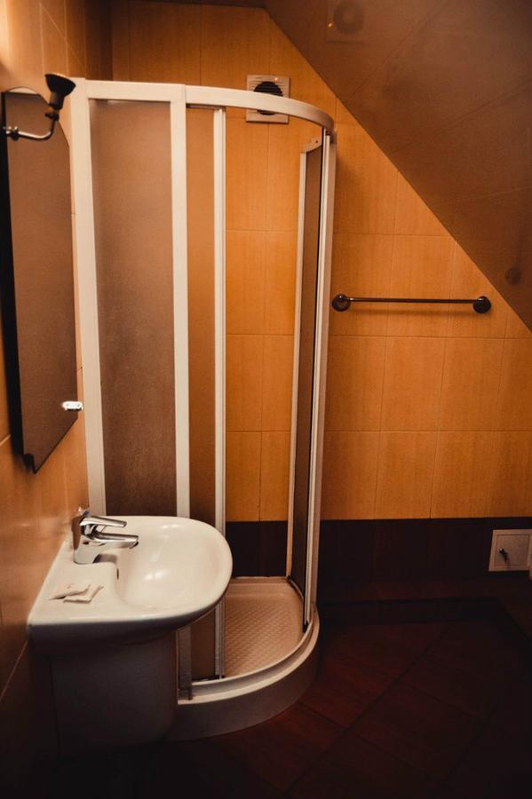 Hotel Tri Dorogi Lvov Exteriér fotografie