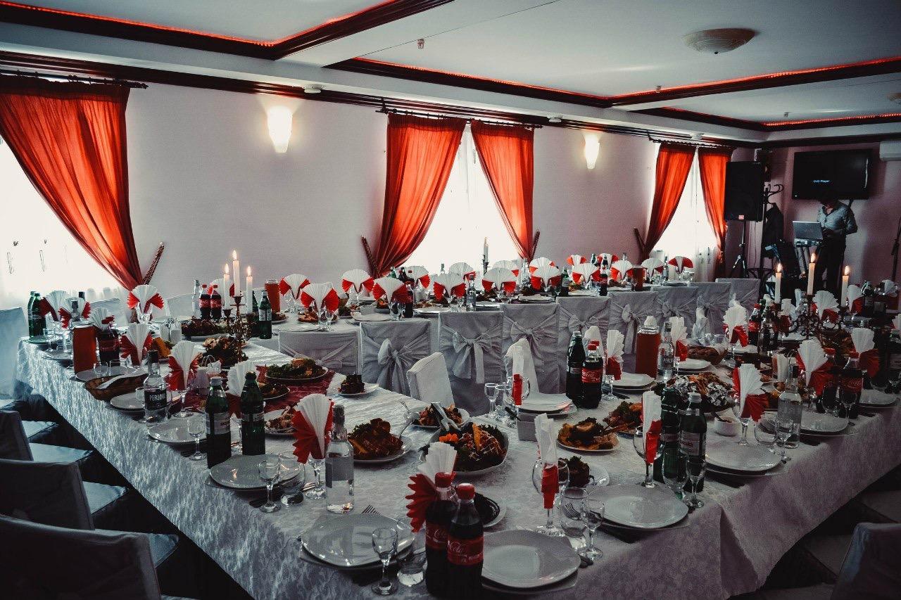 Hotel Tri Dorogi Lvov Exteriér fotografie