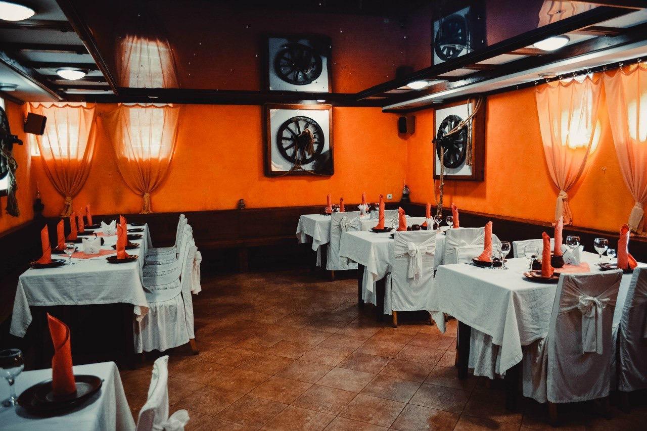 Hotel Tri Dorogi Lvov Exteriér fotografie