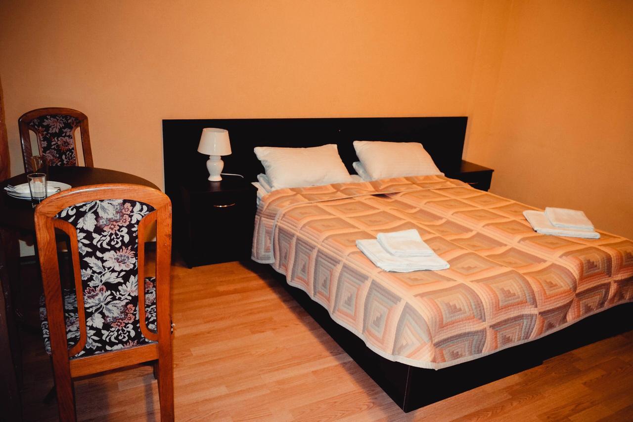 Hotel Tri Dorogi Lvov Exteriér fotografie