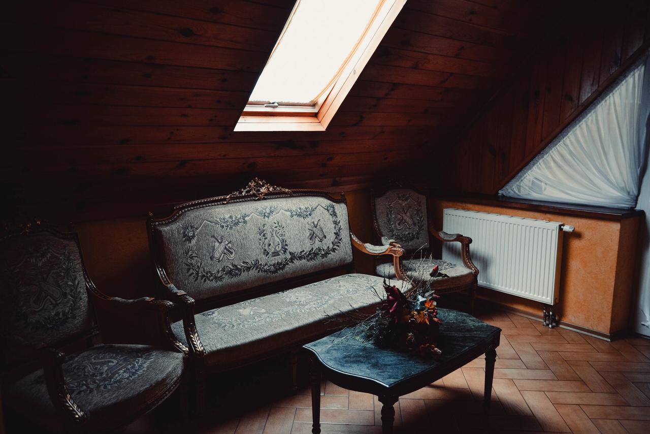 Hotel Tri Dorogi Lvov Exteriér fotografie